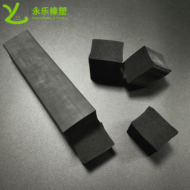寧河輕軌減震發(fā)泡硅膠條