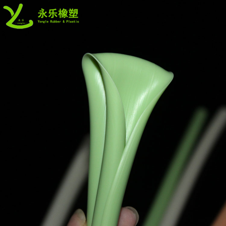 硅膠吸管，擠出異形硅膠吸管，食品級硅膠吸管